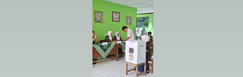 Belajar Demokrasi dari Pemilos